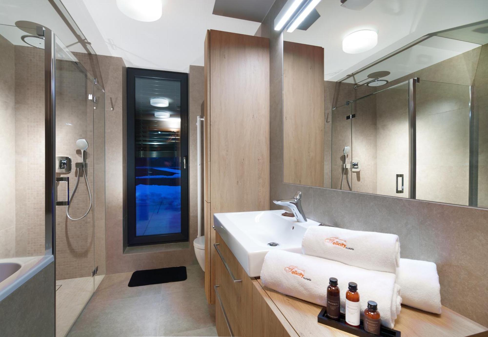 Wellness Hotel Grand Špindlerŭv Mlýn Exteriör bild
